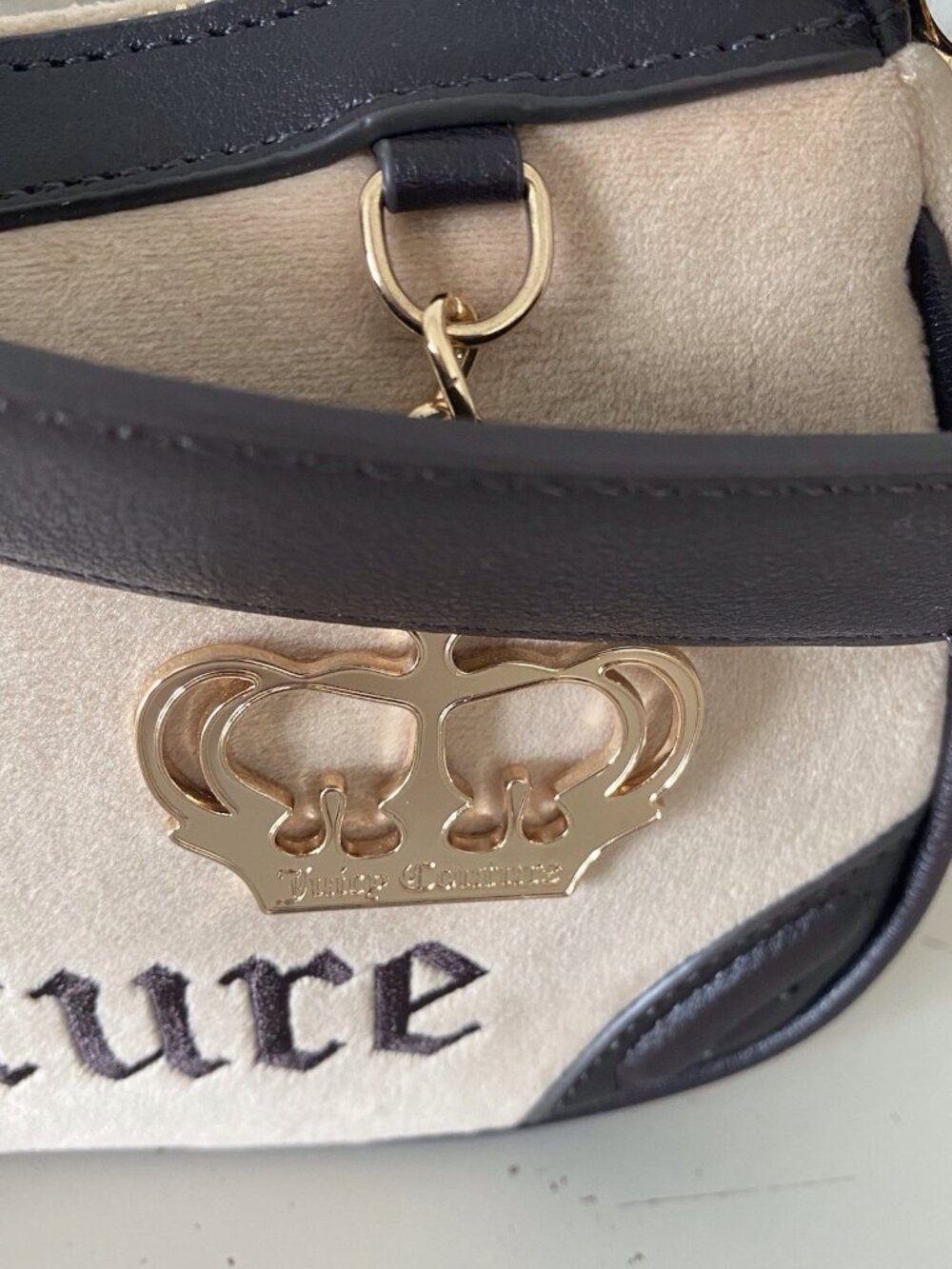 Juicy Couture Juicy Renaissance Shoulder Bag In Buff Beige W/Charm Crown Velvet - Picture 5 of 13